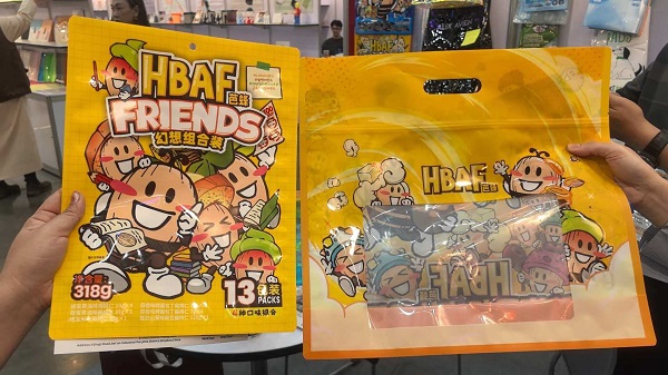 تقوم شركة RGS Packaging بتصنيع أكياس مخصصة ذات ثلاث سحابات محكمة الغلق